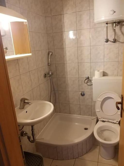 Nice Apartment On Quite Location Near City Center สปลิท ภายนอก รูปภาพ